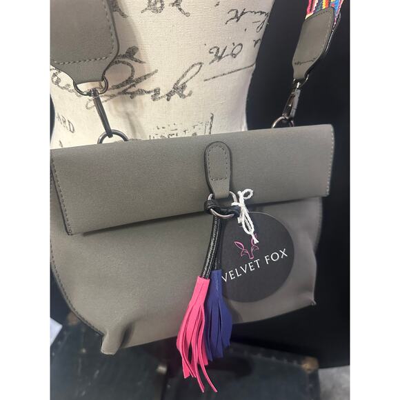 Velvet Fox Gray Crossbody Bag with Boho Strap - Picture 2 of 7